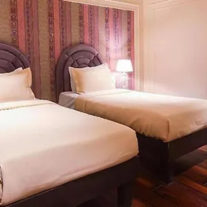 Hotel Fabhotel Prime The Seven Seeds