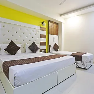 Отель Smart Inn-near Delhi Airport, Нью-Дели