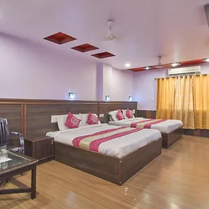 https://hotel-deep-palace.udaipurhotels.org